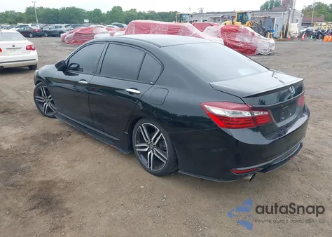 2017 Honda Accord Sport z USA, uszkodzony, nr VIN 1HGCR2F54HA007459